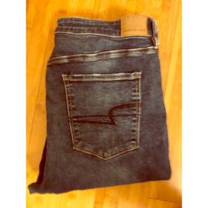 American eagle dark jeans